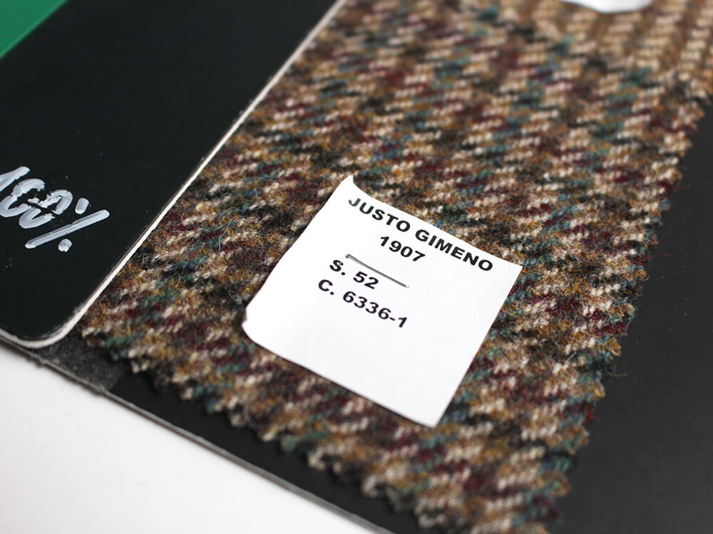スペインのブランド フストヒメーノ社のテバジャケットの生地見本